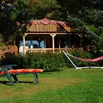 Holiday home Chalets Des Trois Hetres